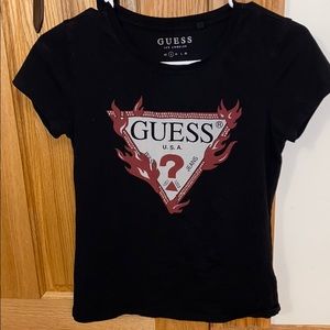 Guess black tee